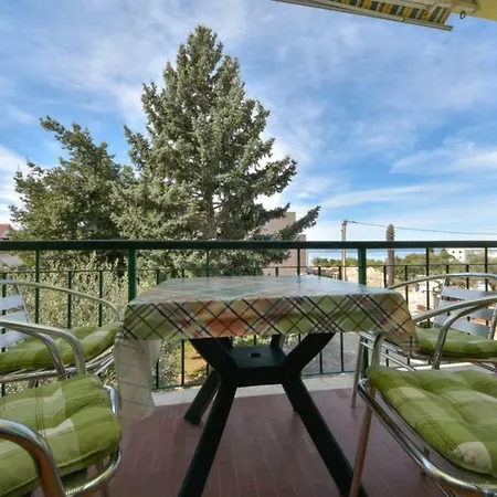 Apartment Dome