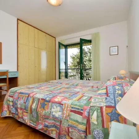 Apartment Dome